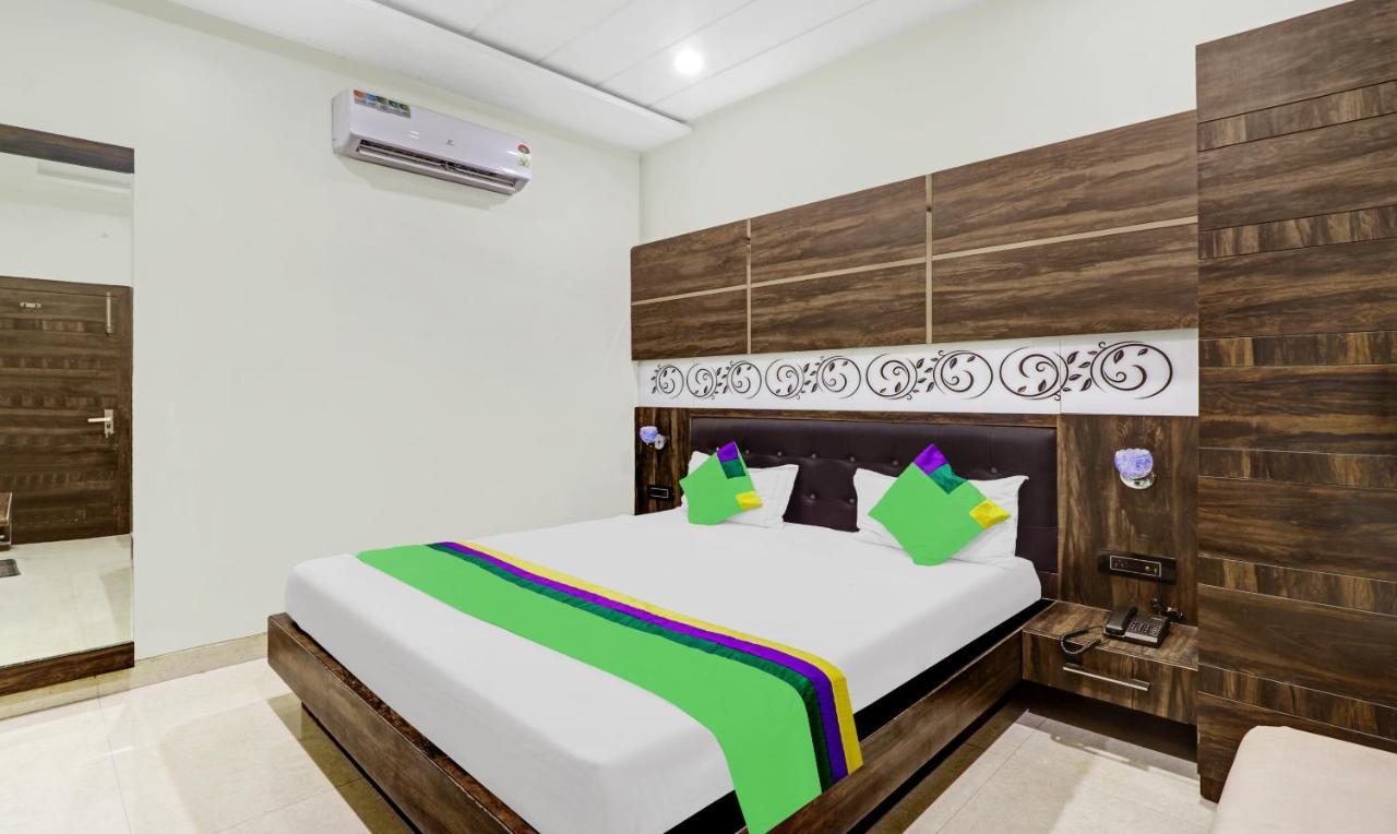 Itsy Hotels Anjali Mahal, 500 Mtrs From Mathura Railway Station Exterior foto