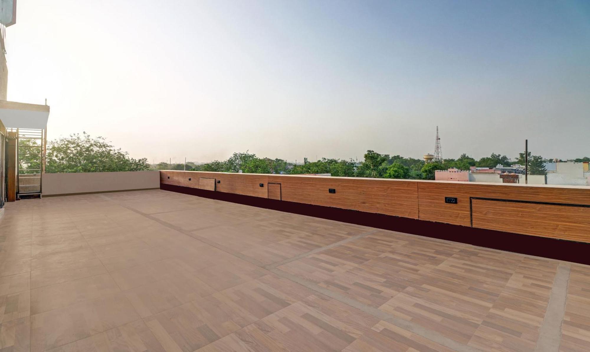 Itsy Hotels Anjali Mahal, 500 Mtrs From Mathura Railway Station Exterior foto